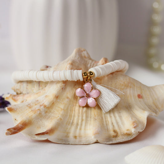 Sakura Blush – Weißes Katsuki-Armband mit Blüten-Anhänger