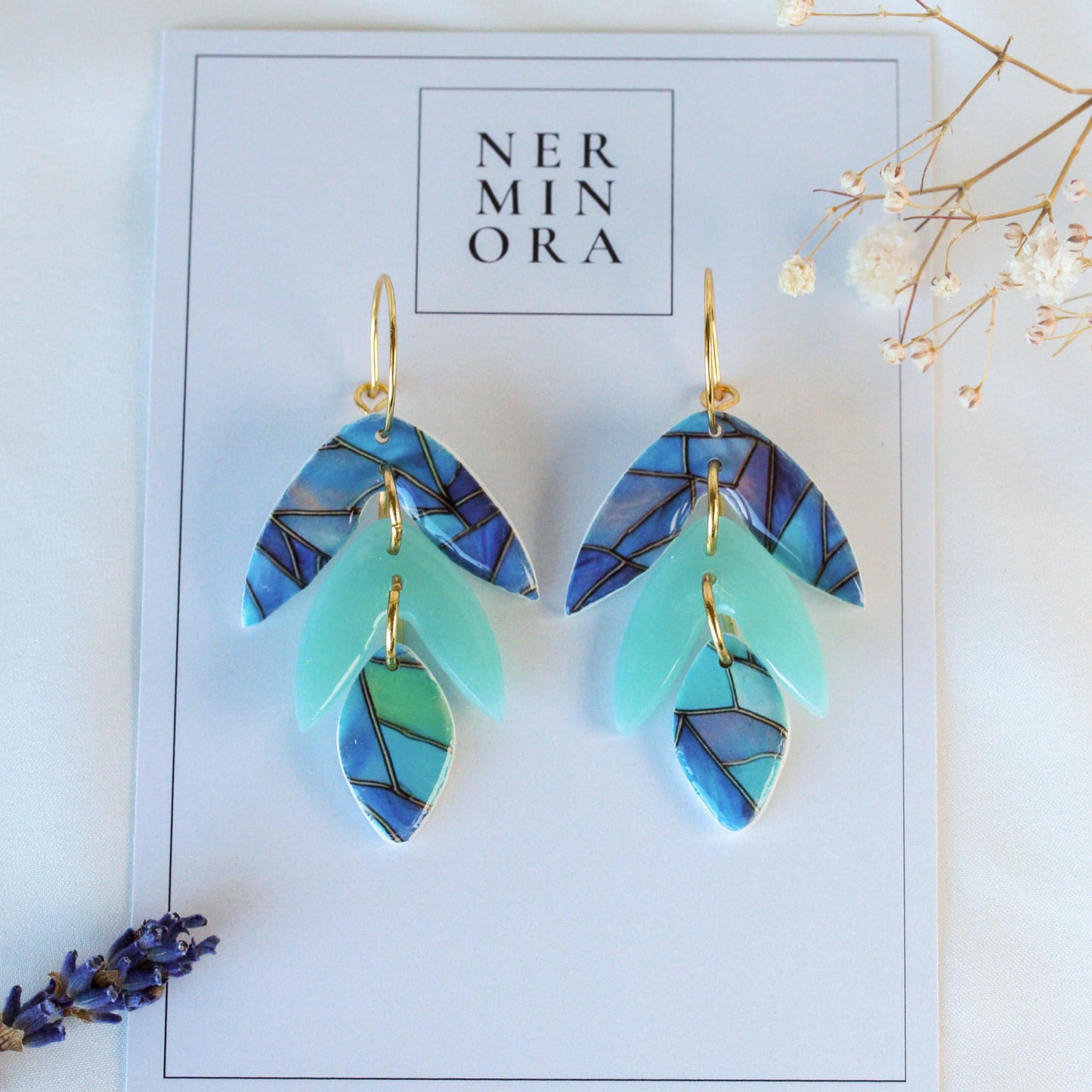 Ocean Mosaic Collection – Geometrische Ohrringe in Ozeanblau