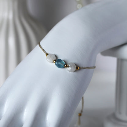 Glacier Light – Armband mit Aquamarin & Mondstein
