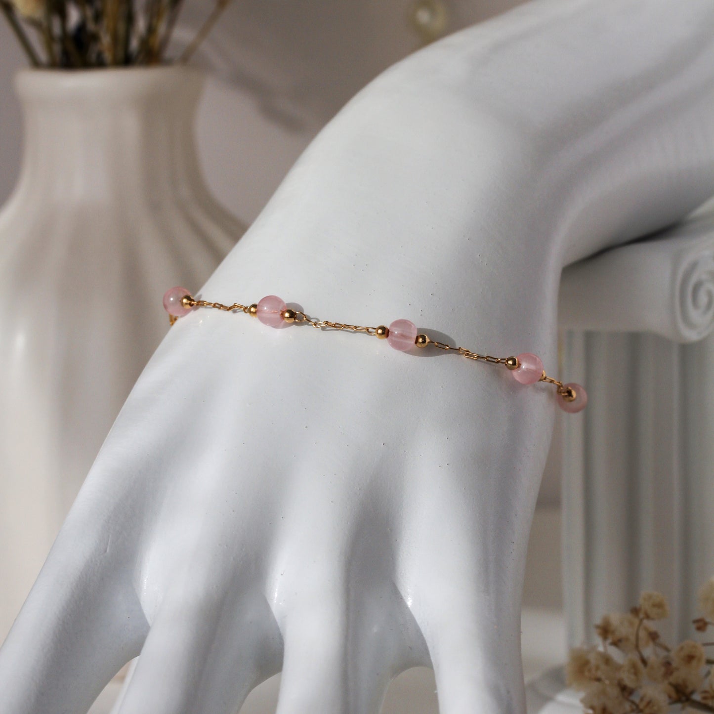Rose Blush – Armband mit rosafarbenen Schmuckperlen