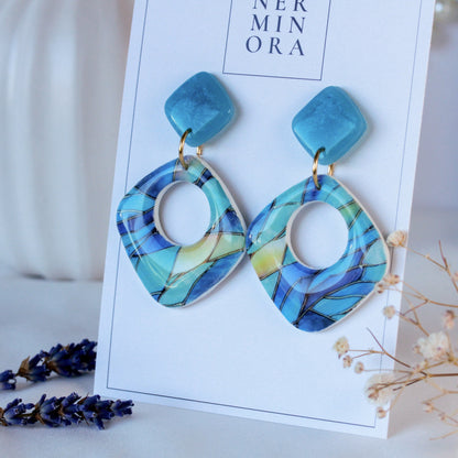 Ocean Mosaic Collection – Geometrische Ohrringe in Ozeanblau