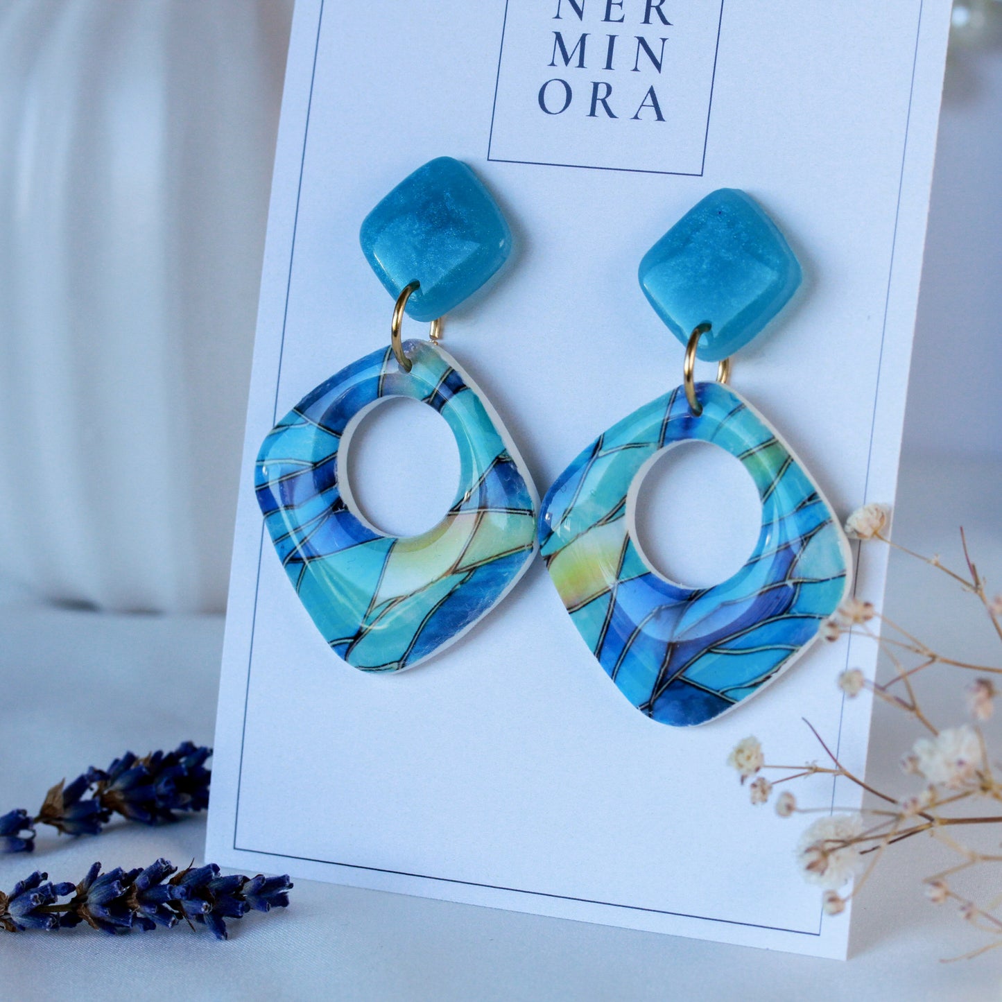 Ocean Mosaic Collection – Geometrische Ohrringe in Ozeanblau