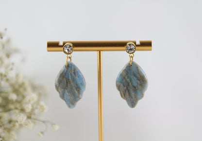 Blau-Grau Naturstein-Marmor Blatt Ohrringe – Elegante Polymer Clay Fadenohrringe