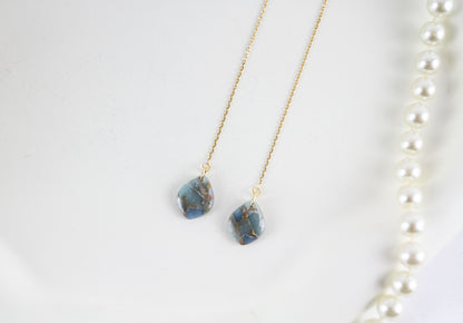 Blau-Grau Naturstein-Marmor Blatt Ohrringe – Elegante Polymer Clay Fadenohrringe