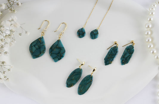 Elegante türkis-grün goldene Polymer Clay Ohrringe - Kollektion