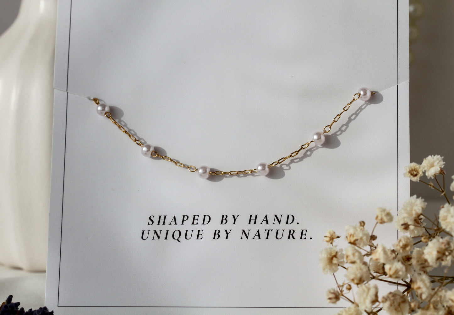 Pearl Veil – Zartes Armband mit Perlen