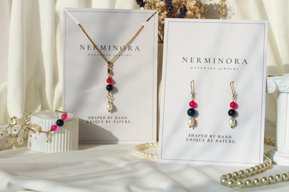Berry & Pearl Collection – Schmuck in Pink, Dunkelblau und Perlweiß