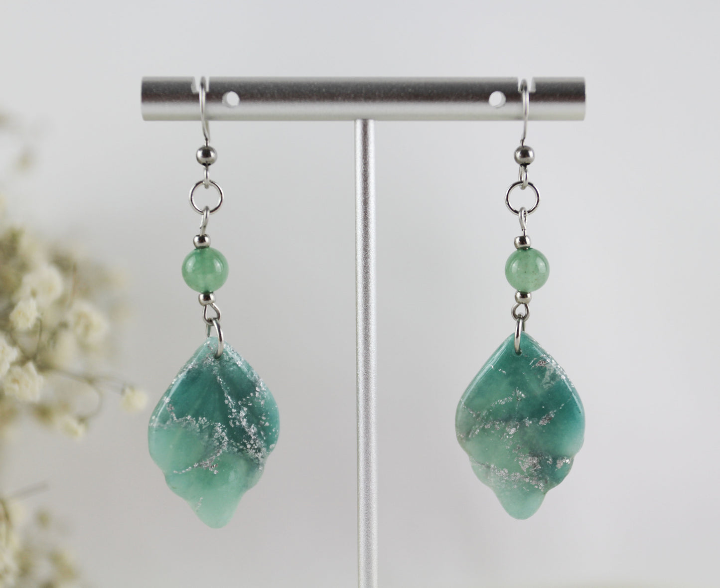 Elegante Grün-Silber Marmor Ohrringe – Handgefertigte Statement Kollektion