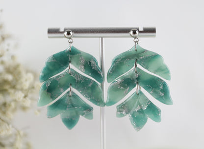 Elegante Grün-Silber Marmor Ohrringe – Handgefertigte Statement Kollektion