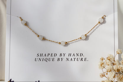 Ivory Whisper – Armband mit weißen Schmuckperlen