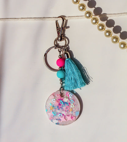 Pastel Confetti – Schlüsselanhänger & Bag Charm in Pastell mit Resin-Anhänger und Quaste