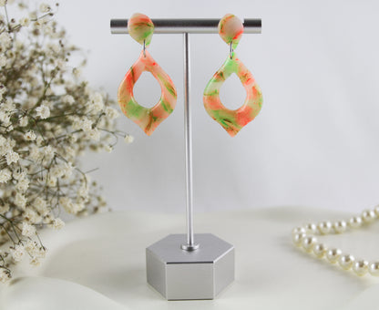 Neon Orange-Grüne Statement Ohrringe – Handgefertigte Polymer Clay Sommerohrringe