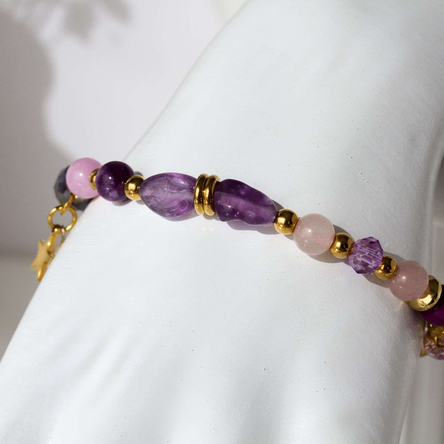 Violet Moon – Amethyst- & Rosenquarz-Armband