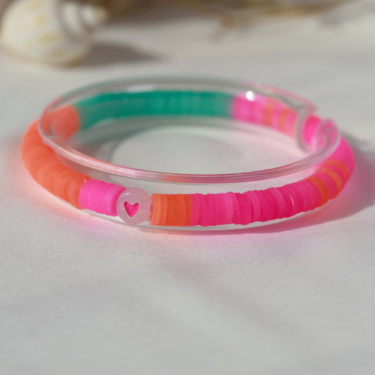 Neon Sweetheart – Katsuki-Armband in Pink und Orange mit Herzperle