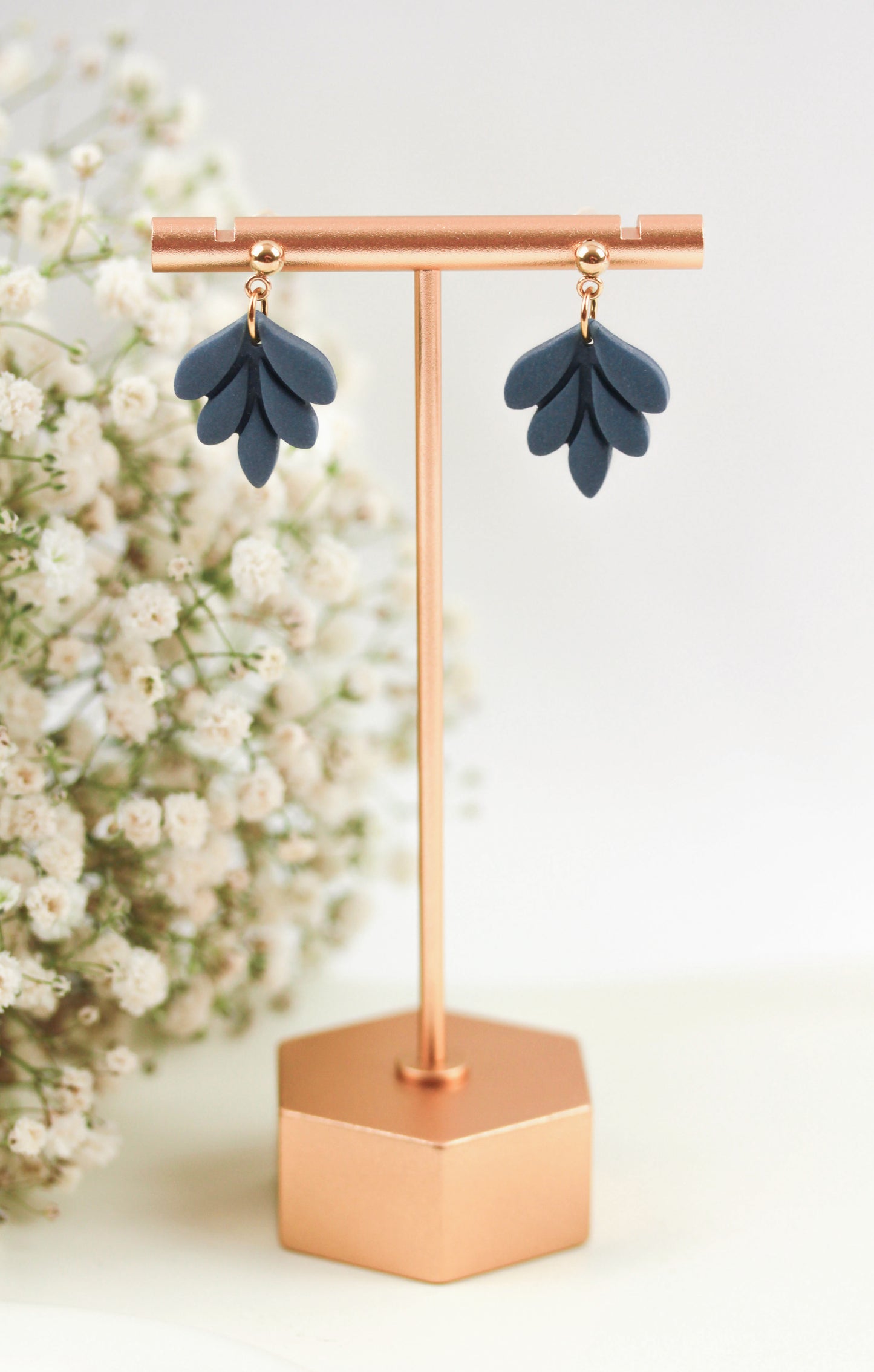 Kleine Blatt Ohrringe – Handgefertigte Polymer Clay Statement Ohrringe | Dewlight