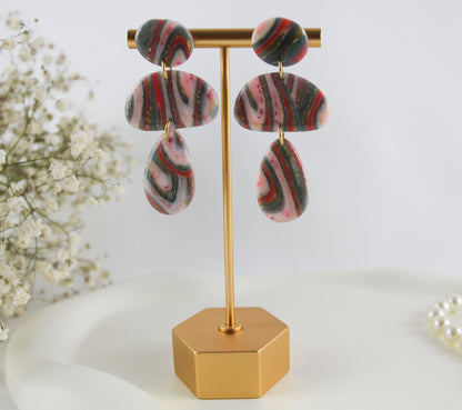 Rosa-Grün Twisted Ohrringe – Elegante handgefertigte Polymer Clay Statement Designs