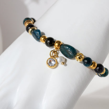Deep Tides – Natursteinarmband in Blau