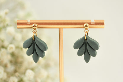 Kleine Blatt Ohrringe – Handgefertigte Polymer Clay Statement Ohrringe | Dewlight