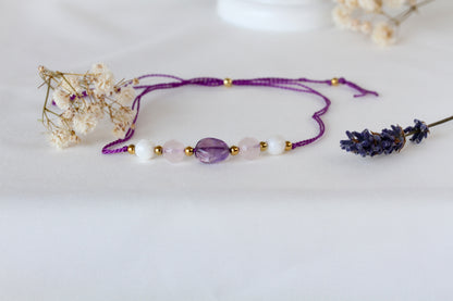 Lilac Harmony – Armband mit Perlmuttperle, Rosenquarz & Amethyst