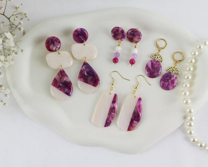 Lila Rosa Marmor-Ohrringe mit Natursteinen – Handgemachte Polymer-Clay-Kollektion