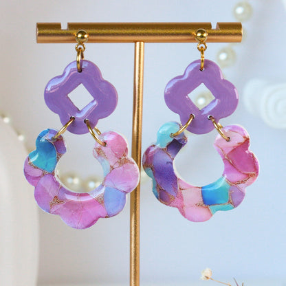 Lilac Mosaic – Offene florale Ohrringe im Farb-Mosaik