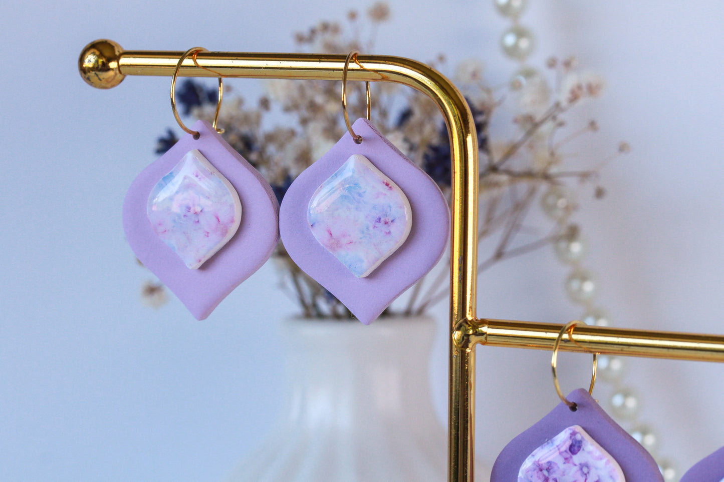Blossom Whisper Rose – Pastellrosa Ohrhänger mit Marmor-Element