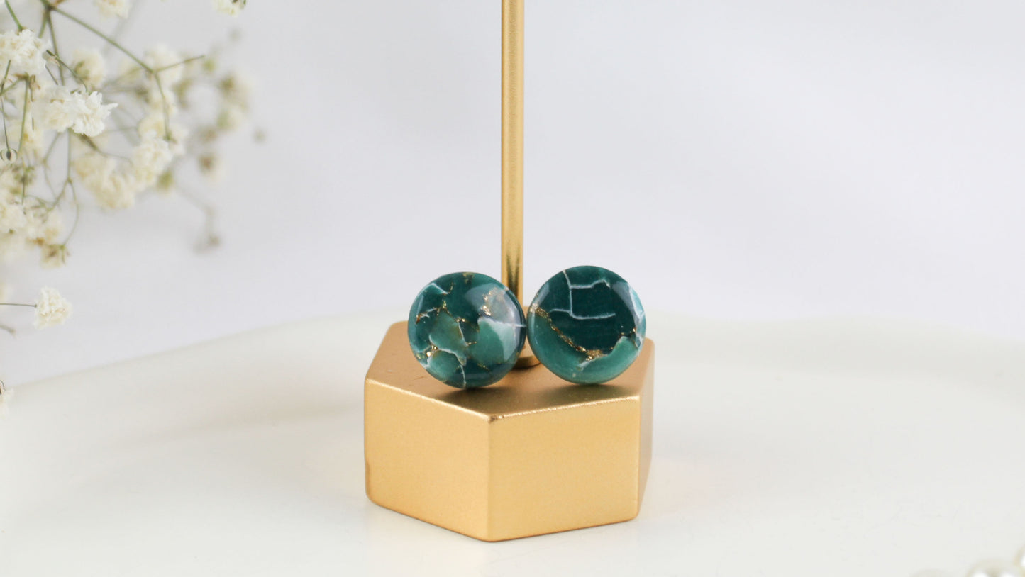 Elegante grün goldene naturinspierierte Verdi Lapponia Polymer Clay Ohrringe - Kollektion