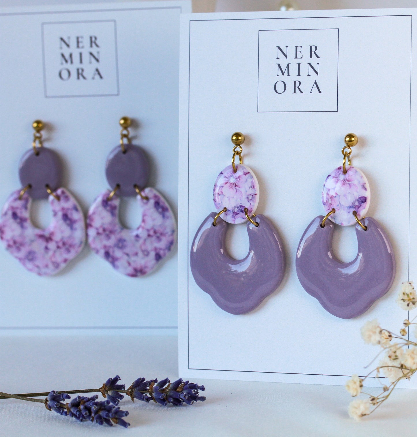 Velvet Blossom Mauve Flow – Elegante Ohrhänger in Mauve mit Blütenelement