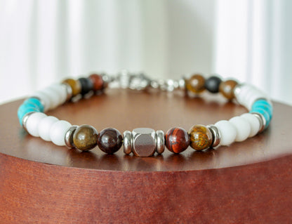 Orion Terra – Herrenarmband mit Natursteinperlen in Braun und Weiß