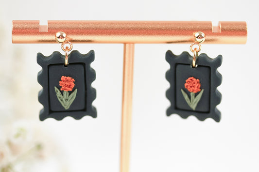 Marigold – Kleine handgefertigte Blumen-Ohrringe aus Polymer Clay