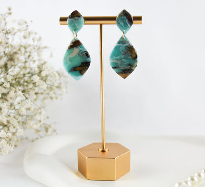 Tasmania Ocean Rocks Ohrringe – Handgefertigte Polymer Clay Statement Ohrringe inspiriert von Meer & Felsen