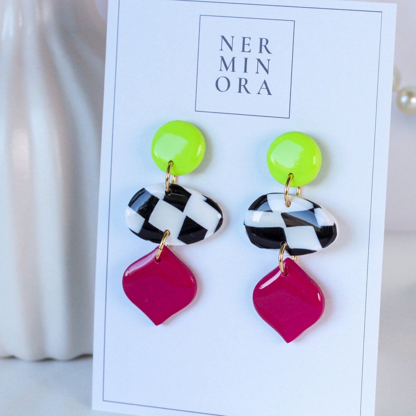 Check Pop Berry – Dreistufige Color-Block Ohrhänger in Magenta