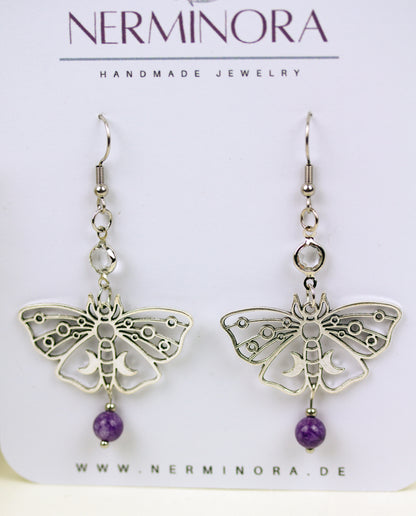 Silberne Schmetterling Ohrringe mit lila Natursteinperlen – Amberwing Kollektion