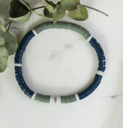 Nordic Slate – Katsuki-Armband in Dunkelblau, Salbeigrün und Weiß