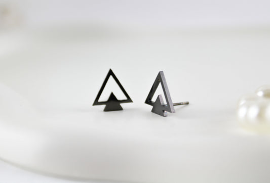 Geometrische Dreieck Schwarze Ohrringe Unisex