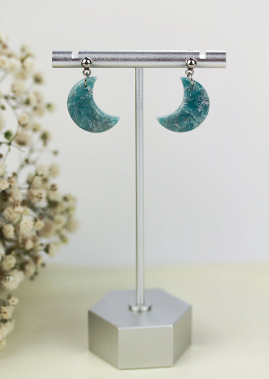 Grün-Silber Mond Marmor Ohrringe – Handgefertigte Polymer Clay Statement Ohrringe