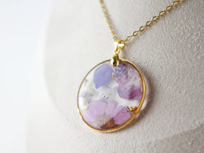 Echte Lila-Rosa Blüten – Handgefertigte Harz Ohrringe & Halskette