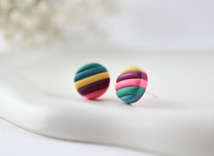 Bunt Gestreifte Statement Ohrringe – Handgefertigte Polymer Clay Ohrringe