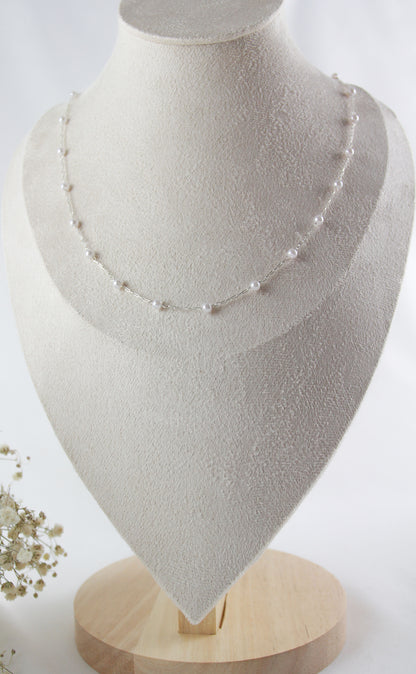 Elegante Perlenkette mit Edelstahlverschluss – Handgefertigt