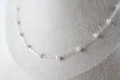 Elegante Perlenkette mit Edelstahlverschluss – Handgefertigt