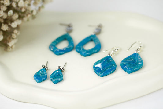Statement Polymer Clay Ohrringe | Handgefertigte elegante Blau Silberne Marmor Swing | Kollektion