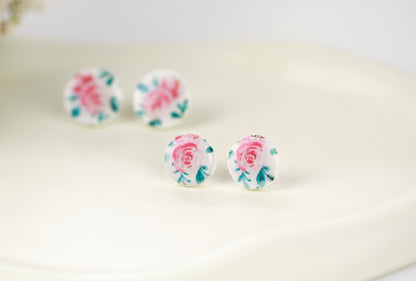 Rosen Ohrstecker – Handgefertigte florale Polymer Clay Ohrringe