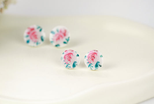 Rosen Ohrstecker – Handgefertigte florale Polymer Clay Ohrringe