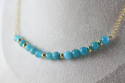 Türkise Naturstein Perlenkette & Armband – Handgefertigtes Schmuckset