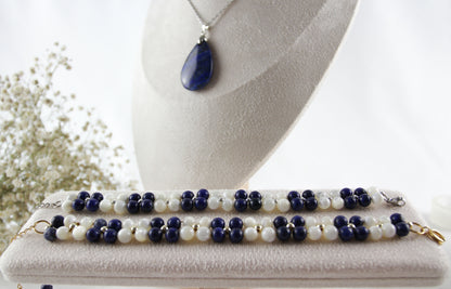 Lapislazuli & Muschelperlen – Naturstein-Blumen Schmuckset (Armband & Halskette)