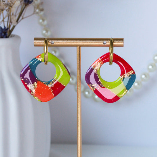 Tropic Loop – Bunte Patchwork-Creolen