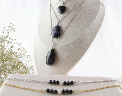 Naturstein Armband & Edelstahlkette – Handgefertigtes Schmuckset mit Naturstein-Anhänger