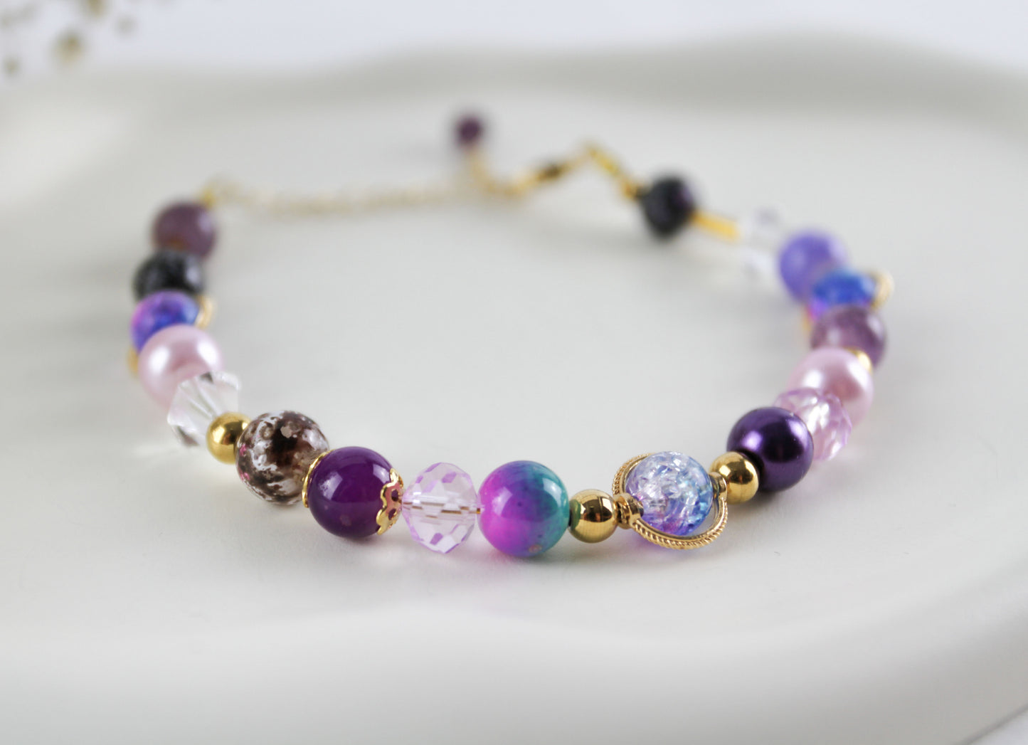 Lila Universe Armband – Kristall & Amethyst Naturstein | Handgefertigtes Perlenarmband