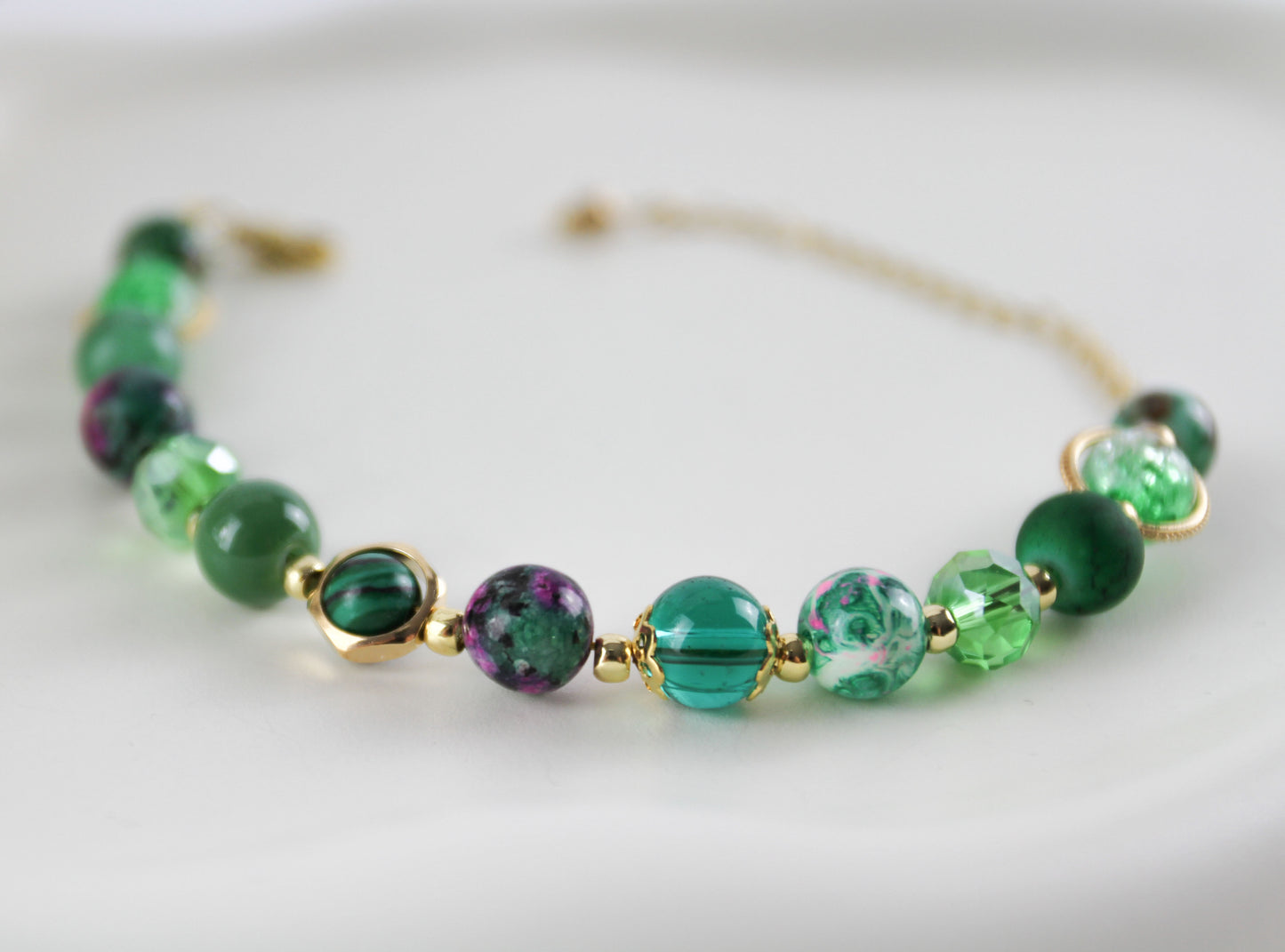 Green bracelet with crystal stones and malachite natural stone