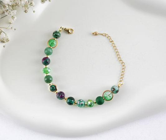 Green bracelet with crystal stones and malachite natural stone